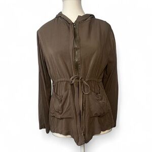 Brown lightweight‎ hooded jacket